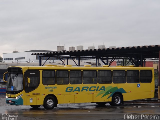 Viação Garcia 7089 na cidade de Londrina, Paraná, Brasil, por Cleber Luiz Pereira. Número da foto: #2794148.