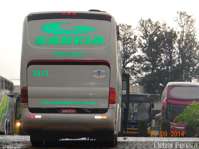 Viação Garcia 7471 na cidade de Londrina, Paraná, Brasil, por Cleber Luiz Pereira. Número da foto: #2796605.
