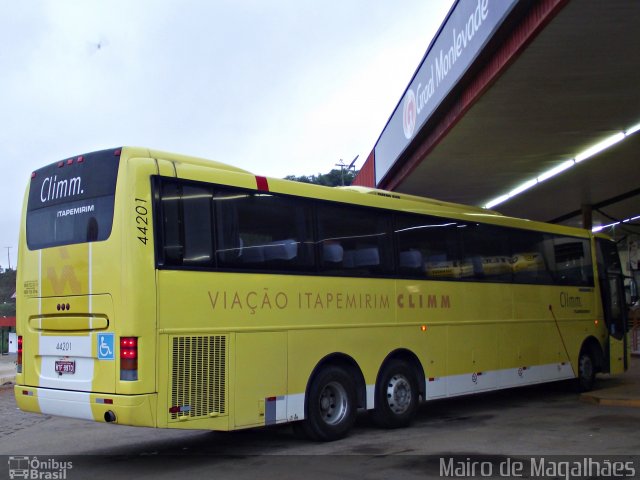 Viação Itapemirim 44201 na cidade de João Monlevade, Minas Gerais, Brasil, por Mairo de Magalhães. Número da foto: #2797575.