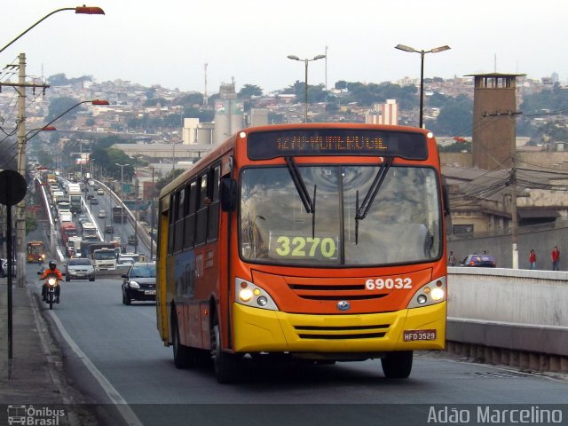 Viação Santa Edwiges 69032 na cidade de Contagem, Minas Gerais, Brasil, por Adão Raimundo Marcelino. ID da foto: 2797981.