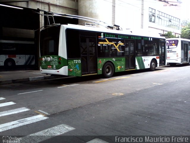 Metra - Sistema Metropolitano de Transporte 7215 na cidade de Diadema, São Paulo, Brasil, por Francisco Mauricio Freire. Número da foto: #2798051.