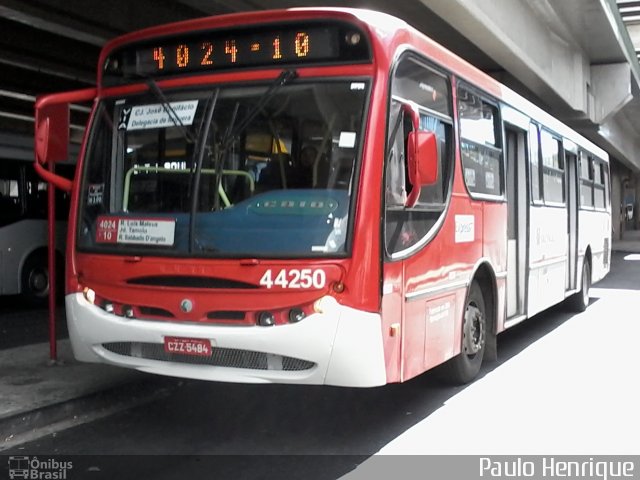 Express Transportes Urbanos Ltda 4 4250 na cidade de São Paulo, São Paulo, Brasil, por Paulo Henrique. ID da foto: 2799150.