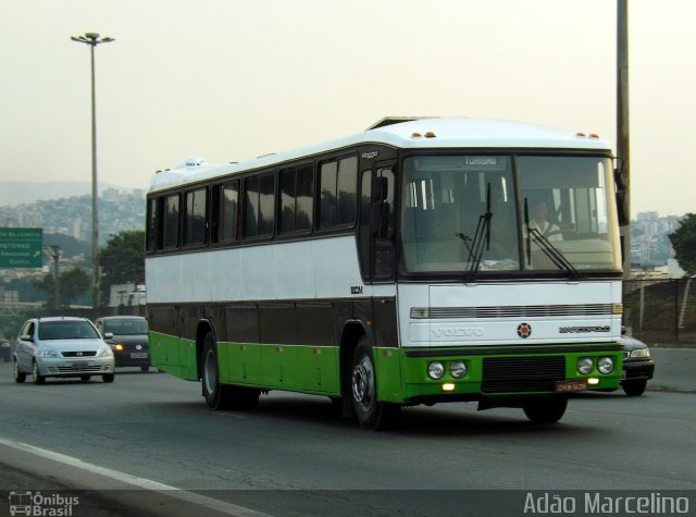 Ônibus Particulares 1428 na cidade de Belo Horizonte, Minas Gerais, Brasil, por Adão Raimundo Marcelino. ID da foto: 2806540.