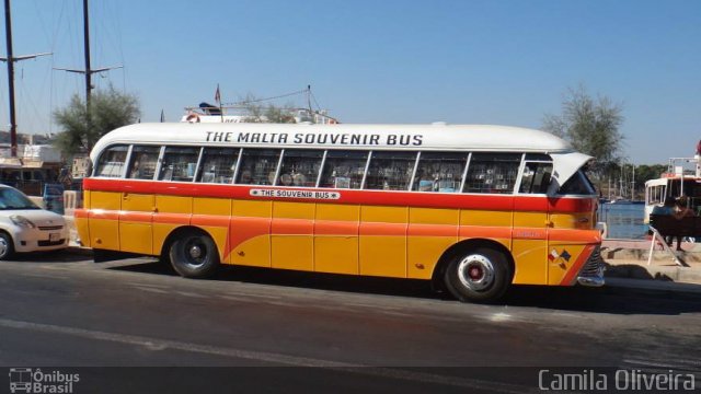 Ônibus Particulares 5294 na cidade de Floriana, Malta, por Michael  Alberto Vieira. ID da foto: 2804974.