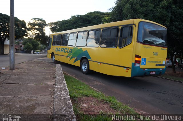 Viação Garcia 7487 na cidade de Mandaguaçu, Paraná, Brasil, por Ronaldo Diniz de Oliveira. ID da foto: 2749224.