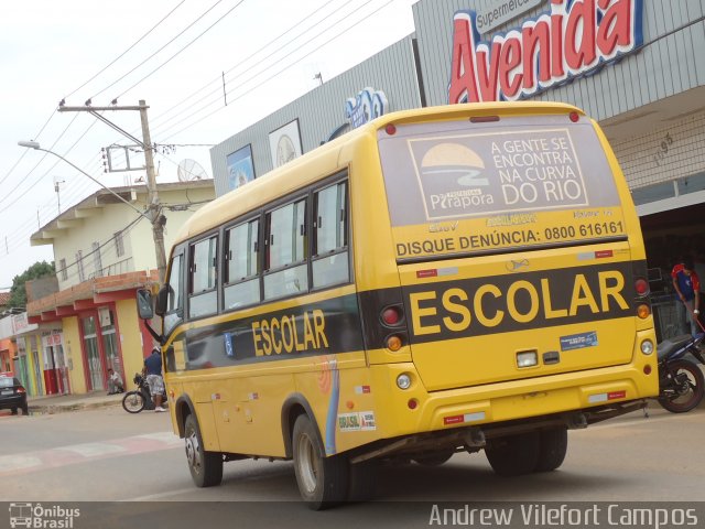 Ônibus Particulares 0000 na cidade de Pirapora, Minas Gerais, Brasil, por Andrew Campos. ID da foto: 2749355.