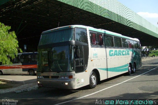 Viação Garcia 6484 na cidade de Bauru, São Paulo, Brasil, por Adriano Moraes dos Reis. Número da foto: #2808778.