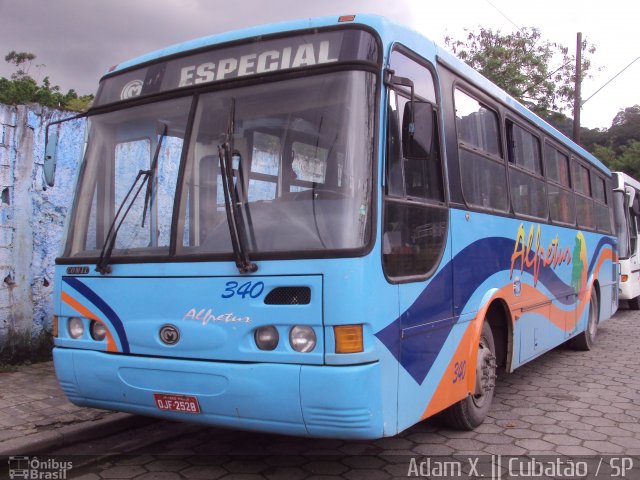 Alfretur 340 na cidade de Cubatão, São Paulo, Brasil, por Adam Xavier Rodrigues Lima. Número da foto: #2751622.