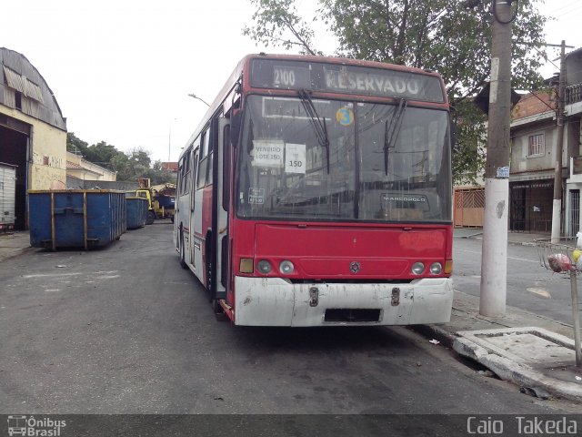 Sucata e Desmanches 4 1759 na cidade de Osasco, São Paulo, Brasil, por Caio  Takeda. Número da foto: #2754368.