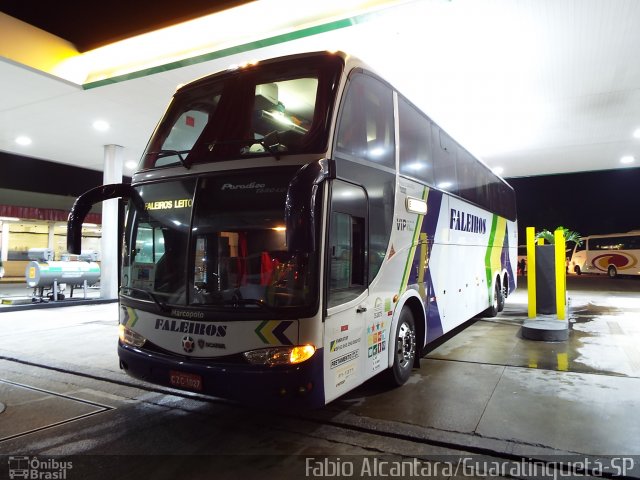 Faleiros Turismo 1560 na cidade de Guaratinguetá, São Paulo, Brasil, por Fabio Alcantara. ID da foto: 2753657.