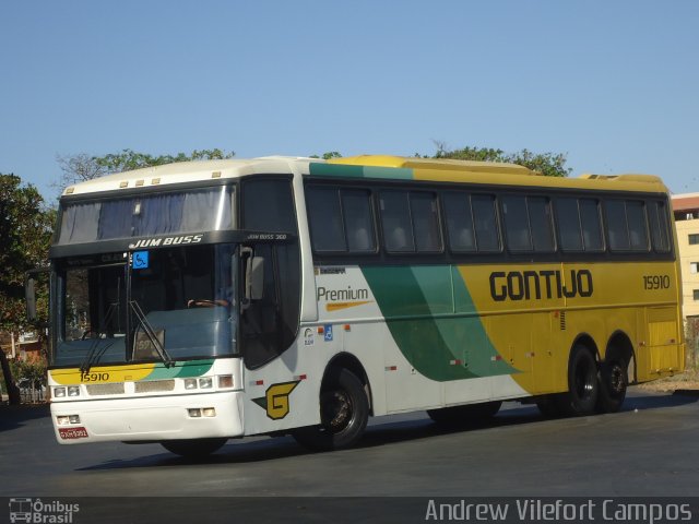 Empresa Gontijo de Transportes 15910 na cidade de Montes Claros, Minas Gerais, Brasil, por Andrew Campos. ID da foto: 2756134.