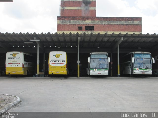 Empresa Gontijo de Transportes Garagem na cidade de Recife, Pernambuco, Brasil, por Luiz Carlos de Santana. ID da foto: 2762425.